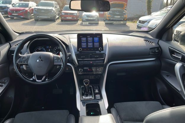 MITSUBISHI ECLIPSE CROSS 2.4 PHEV 4WD INTENSE