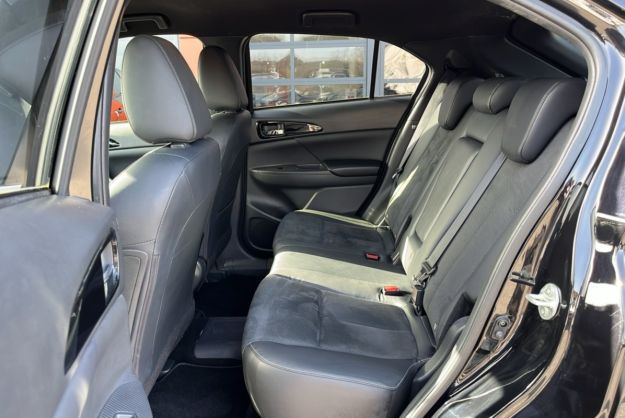 MITSUBISHI ECLIPSE CROSS 2.4 PHEV 4WD INTENSE