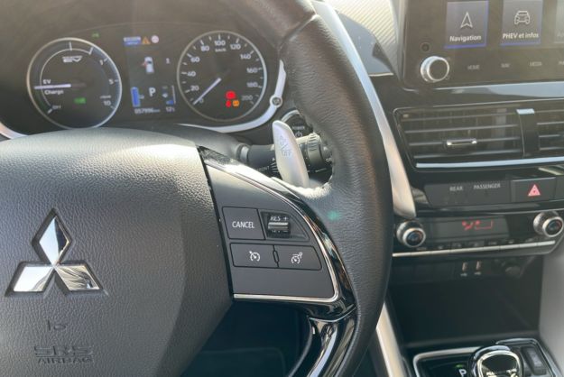 MITSUBISHI ECLIPSE CROSS 2.4 PHEV 4WD INTENSE