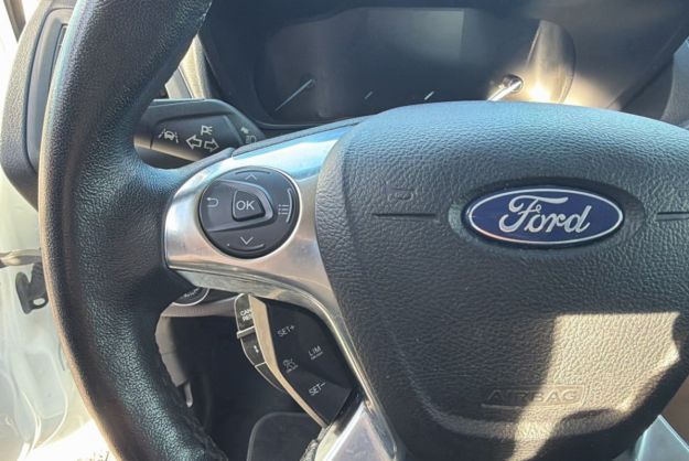 FORD TRANSIT CONNECT 1.5 BVA 120