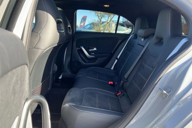 MERCEDES-BENZ CLASSE A 200D BVA EXCLUSIVE DESIGN