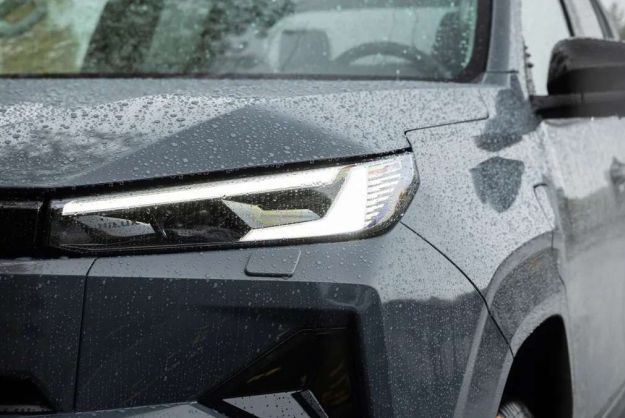 TOYOTA HILUX NEW 2.8 204 BVA CONFORT 4PL