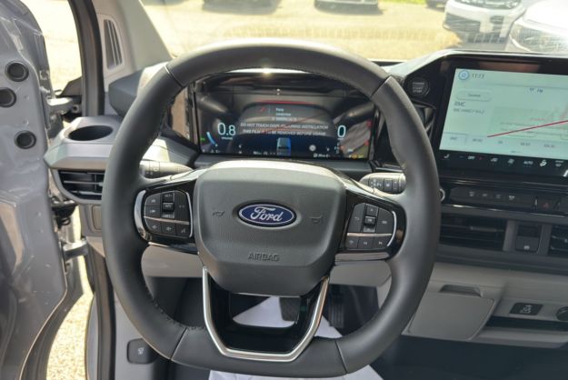 FORD TRANSIT CUSTOM 170 BVA8 SPORT L1H1 320