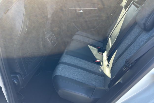 PEUGEOT 3008 1.5 HDI 130 ALLURE