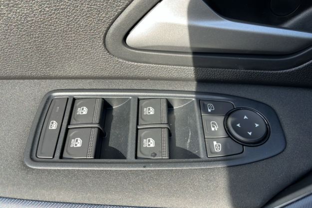 DACIA BIGSTER HYBRID 155 EXPRESSION PLUS