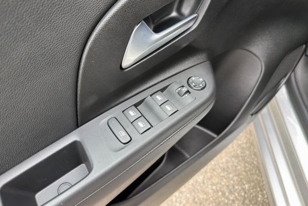 OPEL CORSA HYBRID 110 E-DCT6 GS PK CONFORT