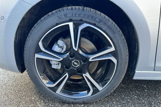 OPEL CORSA HYBRID 110 E-DCT6 GS PK CONFORT