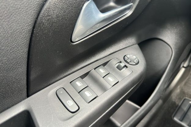 OPEL CORSA HYBRID 110 E-DCT6 GS PK CONFORT