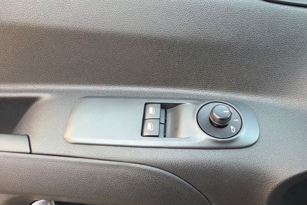 OPEL COMBO HDI 100 BUSINESS N1 5PL