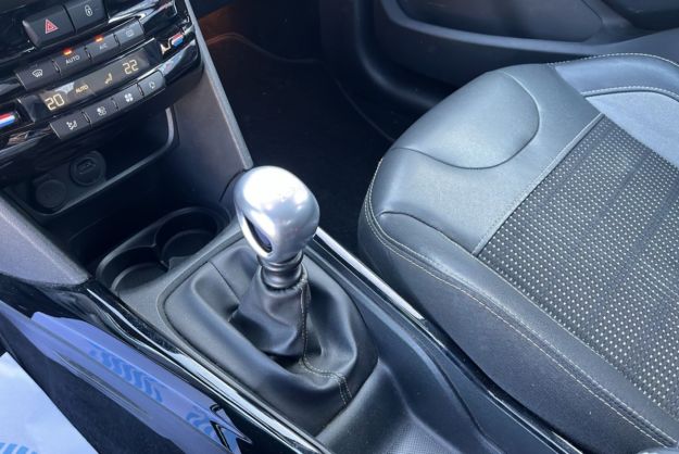 PEUGEOT 2008 1.2 130 ALLURE