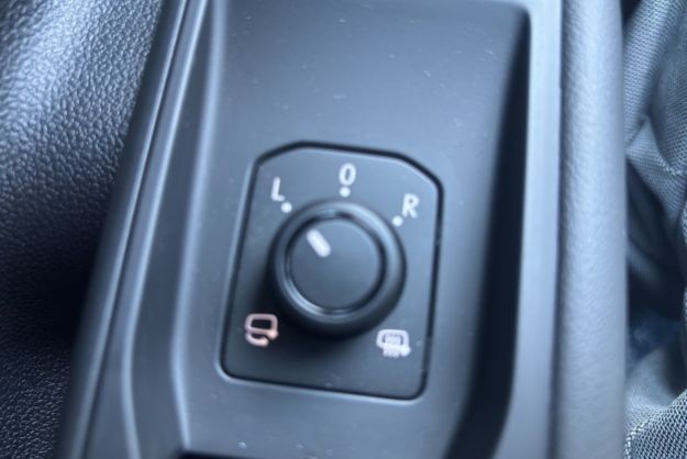 VOLKSWAGEN T-ROC ETSI 150 DSG LIFE PLUS
