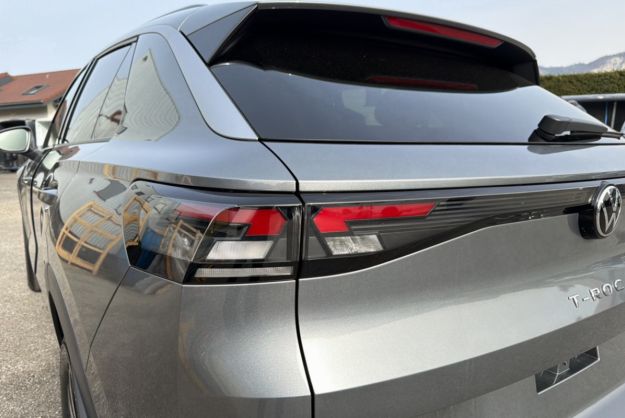 VOLKSWAGEN T-ROC ETSI 150 DSG LIFE PLUS