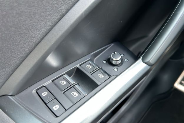 AUDI Q3 1.5 35 TFSI 150 S-TRONIC7 S-LINE