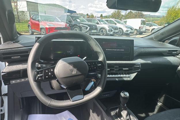 RENAULT CLIO VI 6 TCE 115 EVOLUTION