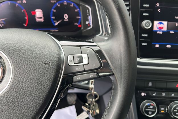 VOLKSWAGEN T-ROC 1.5 TSI 150 PREMIUM