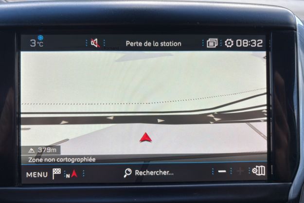 PEUGEOT 2008 1.6 BLUEHDI 120 ALLURE GRIP CONTROL