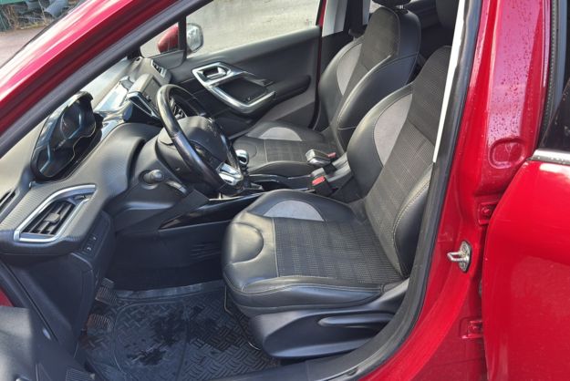 PEUGEOT 2008 1.6 BLUEHDI 120 ALLURE GRIP CONTROL