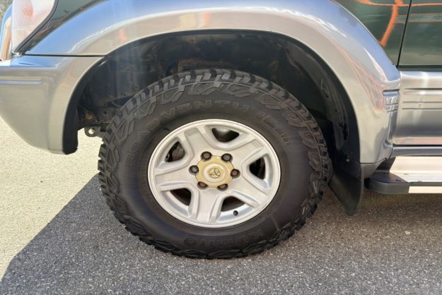 TOYOTA LAND CRUISER 90 3.0 125