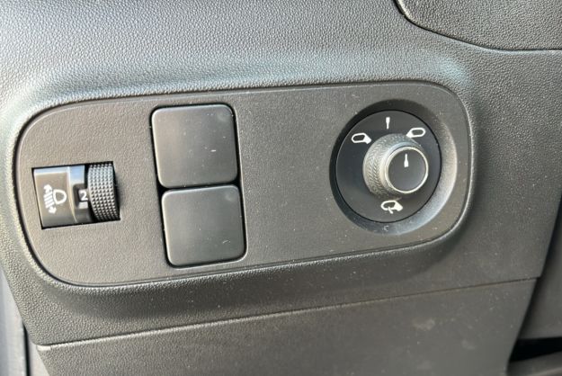 CITROEN C3  1.2 82 C-SERIES