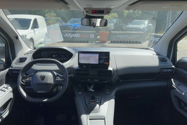 PEUGEOT RIFTER BLUEHDI 130 EAT8 ALLURE
