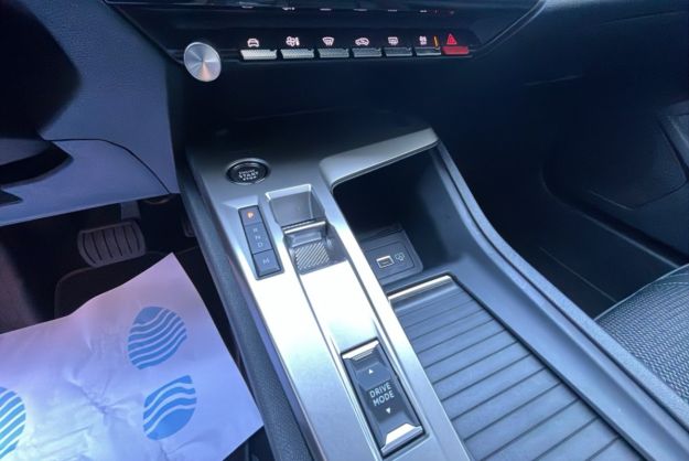 PEUGEOT 308 HYBRID 145 E-DSC6 ALLURE PLUS