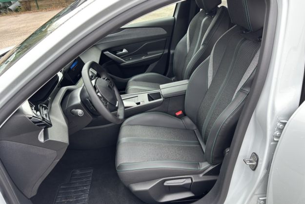 PEUGEOT 308 SW HYRID 145 E-DSC6 ALLURE PLUS