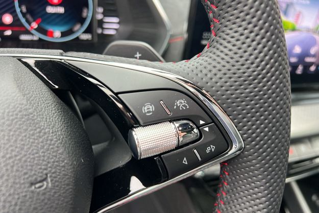 SKODA OCTAVIA 2.0 TDI 200 4DRIVE DSG7