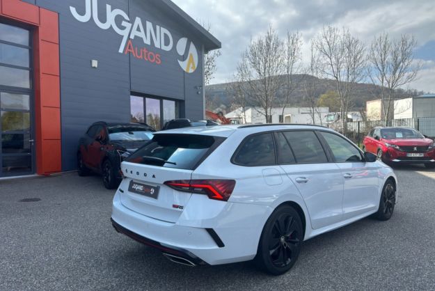 SKODA OCTAVIA COMBI RS 2.0 245