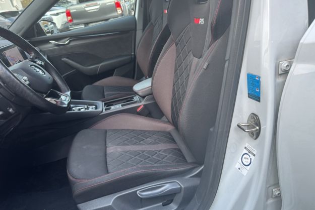 SKODA OCTAVIA COMBI RS 2.0 245