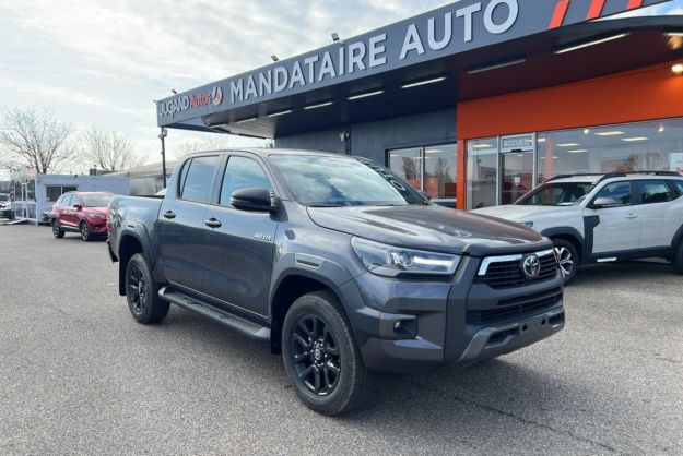 TOYOTA HILUX 2.8 204 BVA INVINCIBLE 4PL