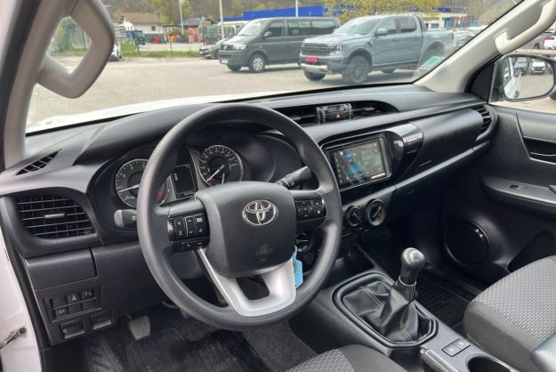 TOYOTA HILUX SINGLE CAB 2.4 150 LECAP