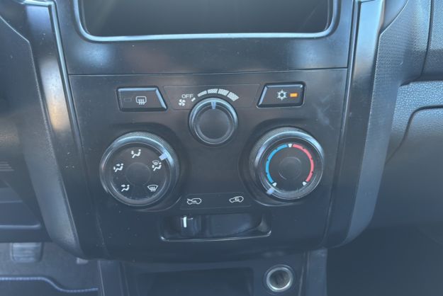 ISUZU D-MAX 1.9 TD 163 4X4 CREW CAB