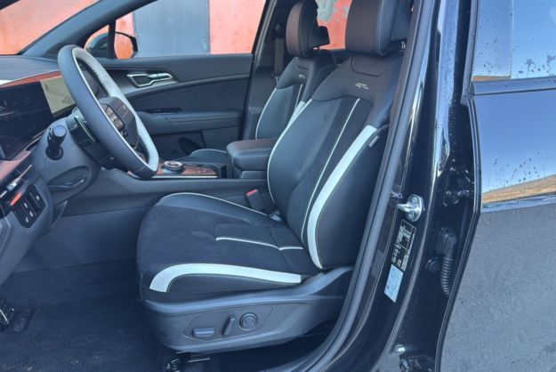 KIA SPORTAGE 1.6 T-GDI HEV 239 GT TOIT PANO