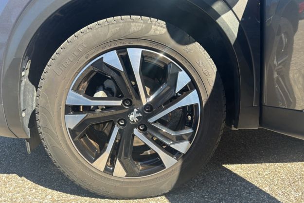 PEUGEOT 2008 1.2 PURETECH 130 EAT8 GT ATT