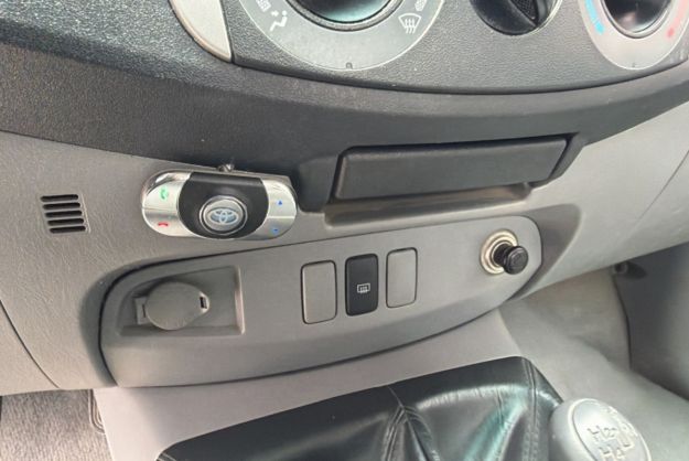 TOYOTA HILUX HILUX 2.5 D4-D 102 4X4 S.CAB