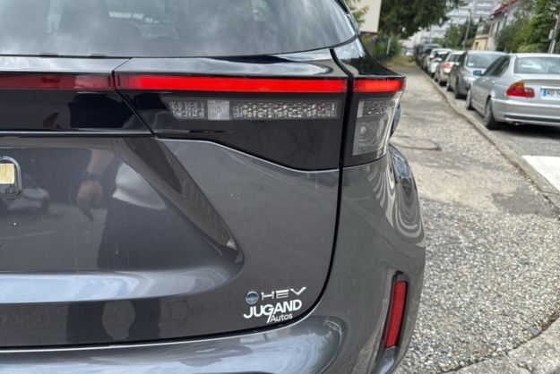 TOYOTA YARIS CROSS HYBRIDE 130 2WD DESIGN