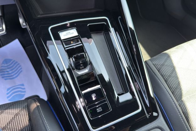 VOLKSWAGEN GOLF E-TSI 150 DSG R-LINE EDITION