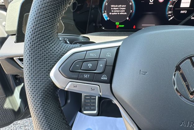 VOLKSWAGEN GOLF E-TSI 150 DSG R-LINE EDITION