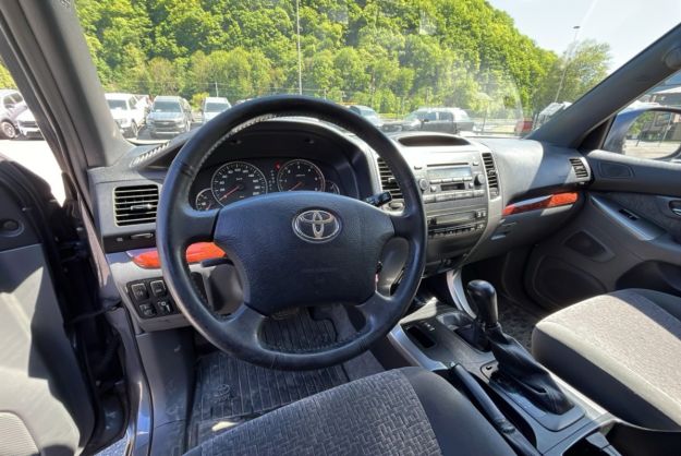 TOYOTA LAND CRUISER KDJ 120 3.0 D-4D 165 BVA