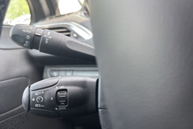 PEUGEOT 2008 1.2 130 EAT6 ALLURE CAM