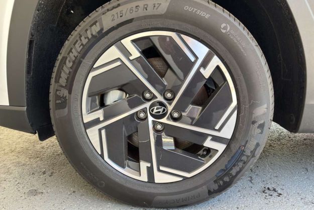 HYUNDAI TUCSON 1.6 T-GDI HEV 239 INITIA