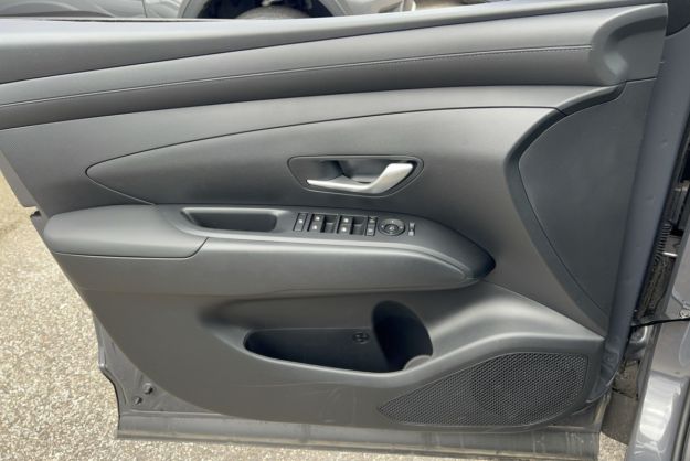 HYUNDAI TUCSON 1.6 T-GDI HEV 239 INITIA