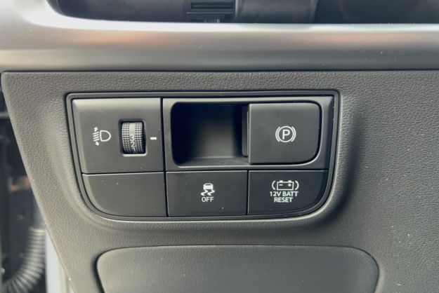 HYUNDAI TUCSON 1.6 T-GDI HEV 239 INITIA