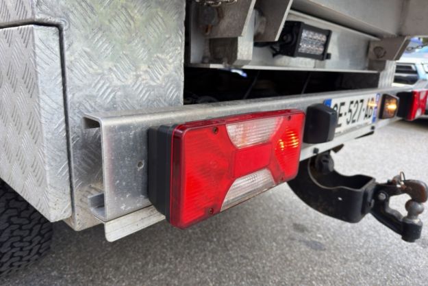 TOYOTA HILUX 2.8 204 XTRA LOUNGE BVA BENNE HYDRAU 