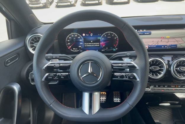 MERCEDES CLASSE A 200 7G-DCT AMG LINE