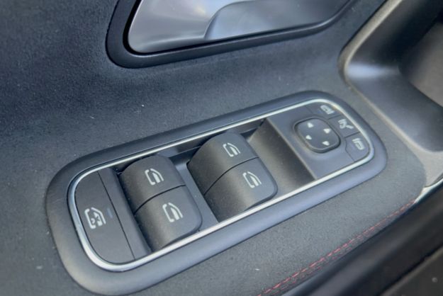 MERCEDES CLASSE A 200 7G-DCT AMG LINE