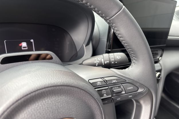 TOYOTA YARIS CROSS HYBRIDE 130 DESIGN CARGO