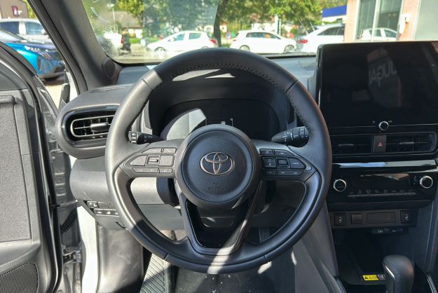 TOYOTA YARIS CROSS HYBRIDE 130 DESIGN CARGO