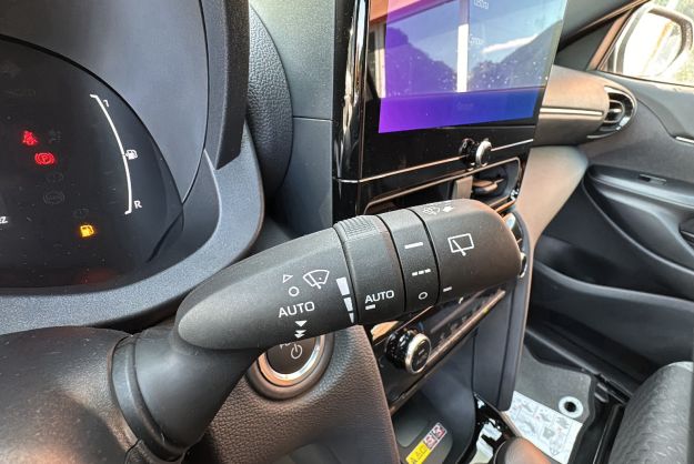 TOYOTA YARIS CROSS HYBRIDE 130 DESIGN CARGO