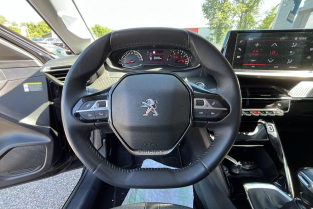 PEUGEOT 208 1.2 100 ALLURE PLUS KEYLESS CAM